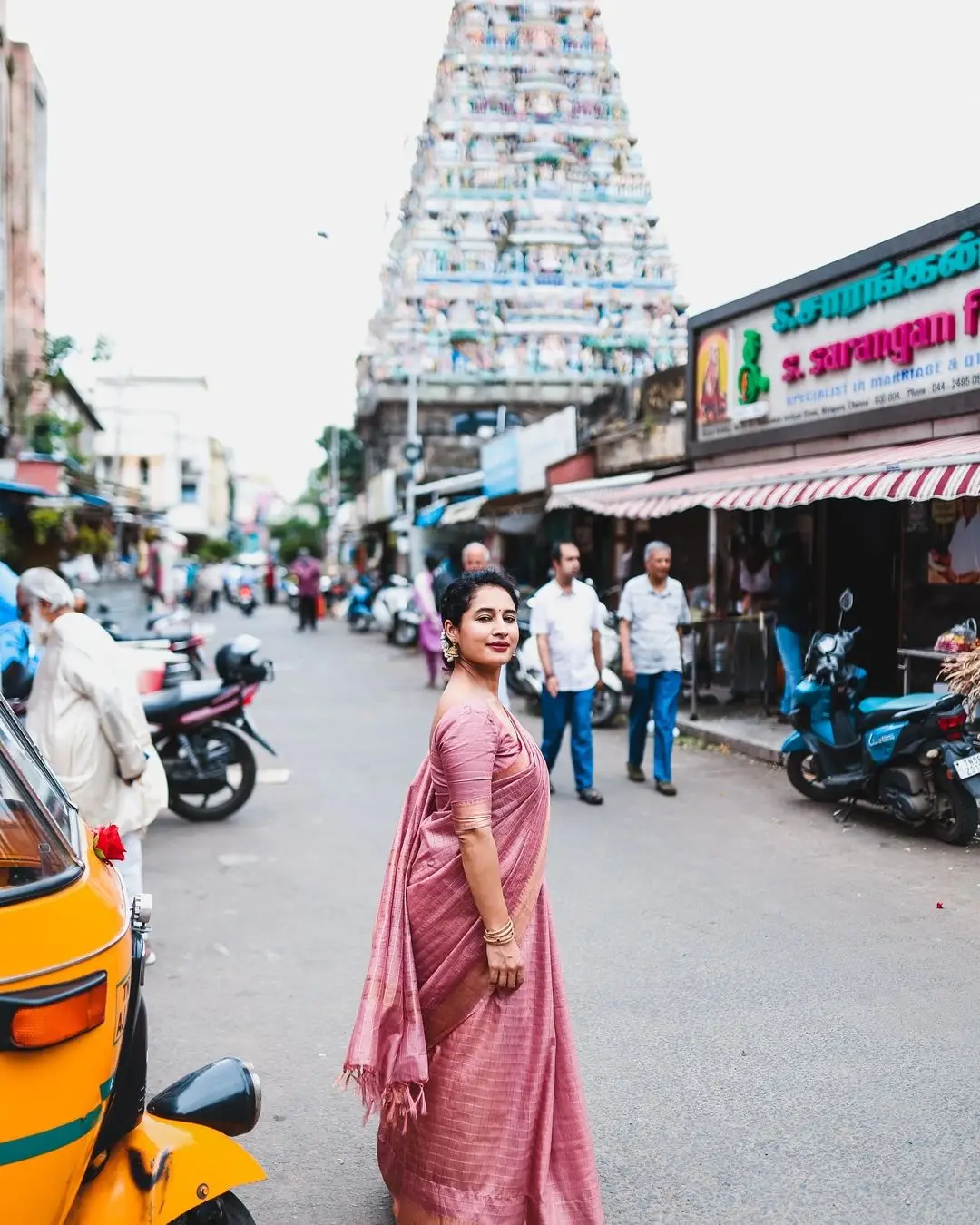 Pooja Ramachandran In Traditional Pink Saree